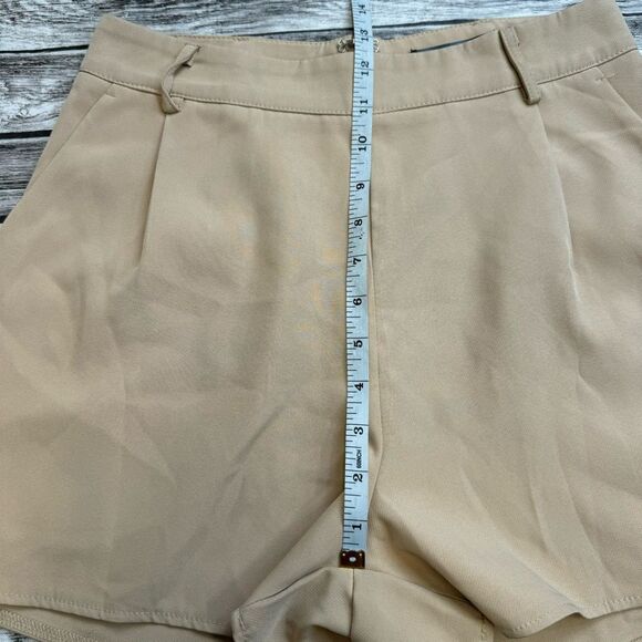 Missguided Women's Tailored Basic Shorts 6 Beige Tan Light Brown High Rise Pleat - Picture 9 of 12
